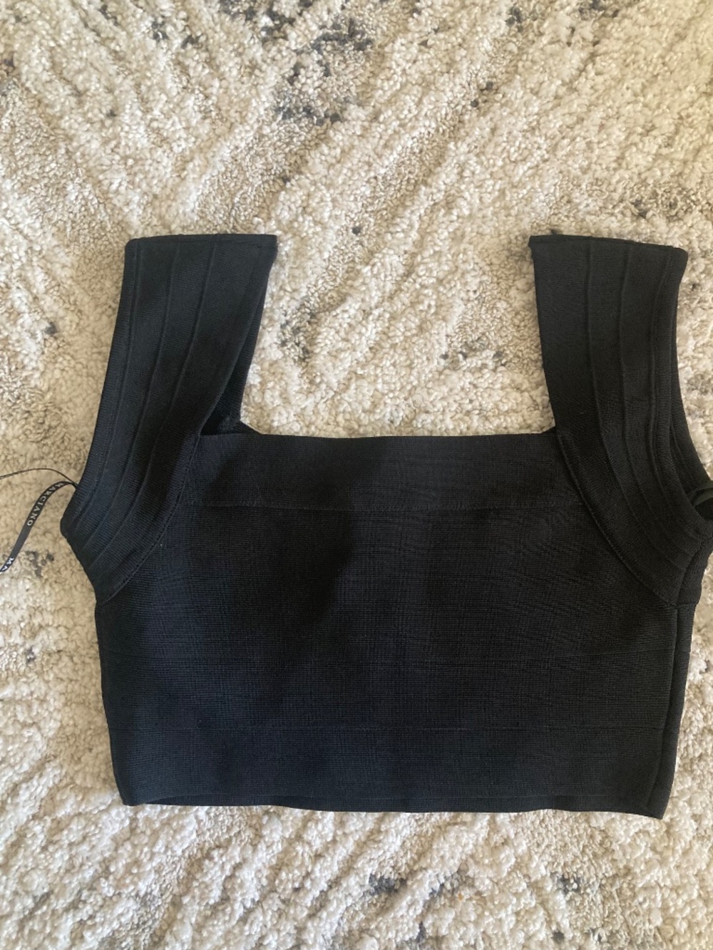 NWT Marciano guess black sleeveless cropped bandage top - Picture 3 of 4
